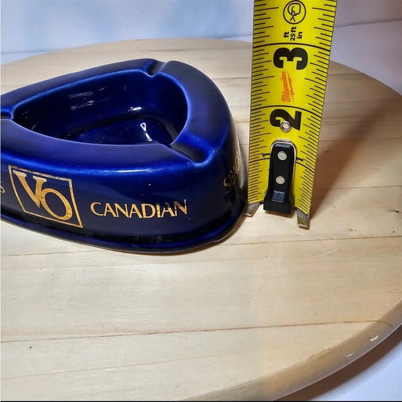 Seagrams VO Canadian Ceramic Ashtray Triangle Cobalt Blue With Gold Lettering - Picture 9 of 9